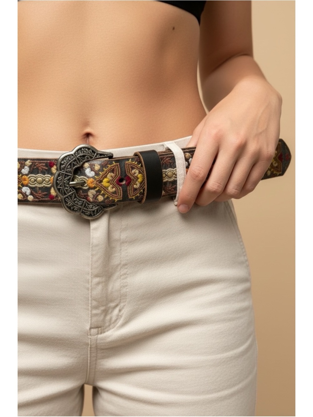 Lucky Brand / Leather Belt Embroidered Floral Boho Brass Buckle Black